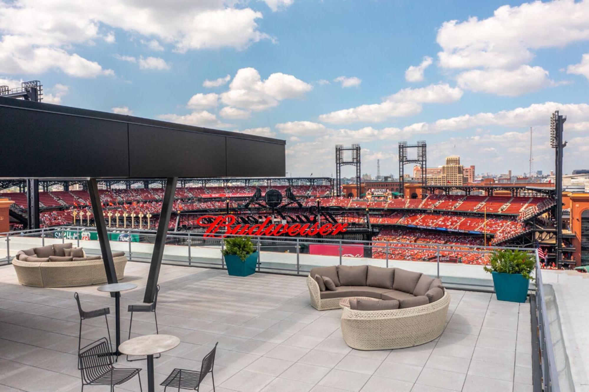 St Louis Cardinals Apartments By Barsala Сейнт Луис Екстериор снимка
